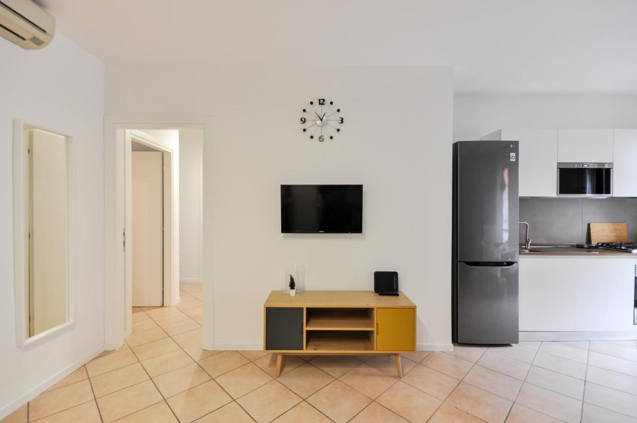 Caseospitali - Casa Cri&Eli, Super Trilocale Con Terrazzo In Zona Lambrate Per 5 Mailand Exterior foto